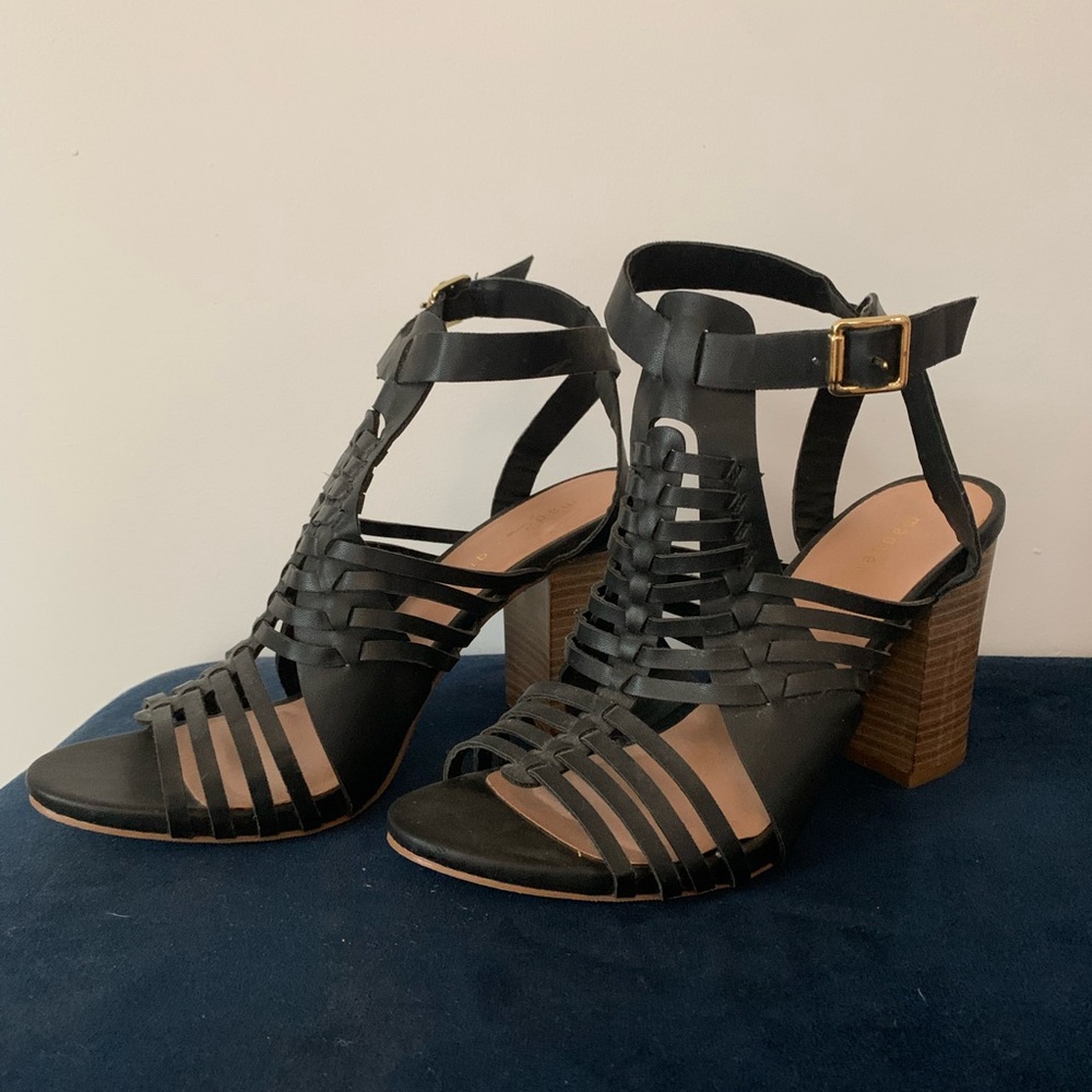 :madden girl: black heeled sandals